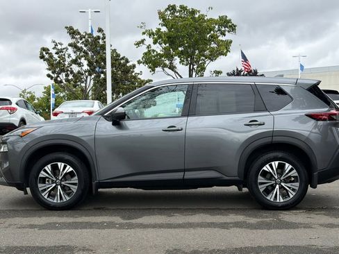Used 2021 Nissan Rogue SV FWD image 7