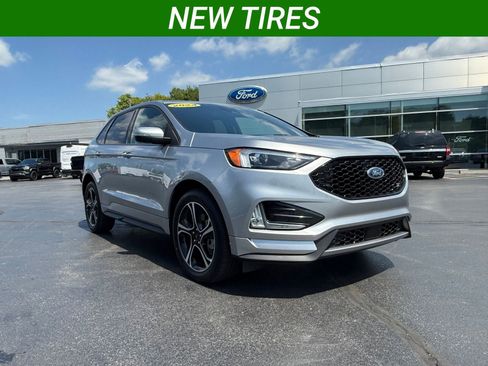 Used 2024 Ford Edge ST image 4