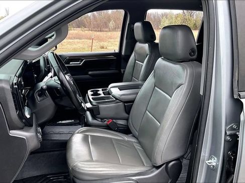 Used 2023 Chevrolet Silverado 1500 LT Trail Boss AWD/4WD image 22