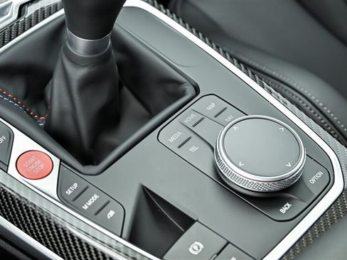 Used 2025 BMW M2 w/ Carbon Package RWD image 31