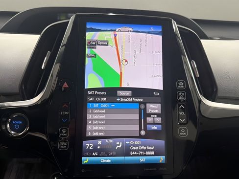 Used 2020 Toyota Prius Prime XLE FWD image 24