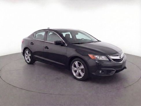 Used 2015 Acura ILX Tech Pkg image 3