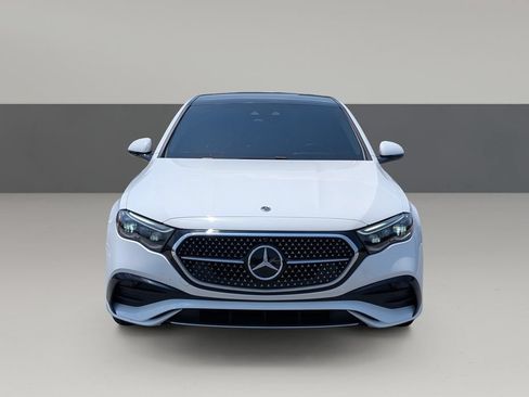 Used 2025 Mercedes-Benz E 350 Sedan image 5