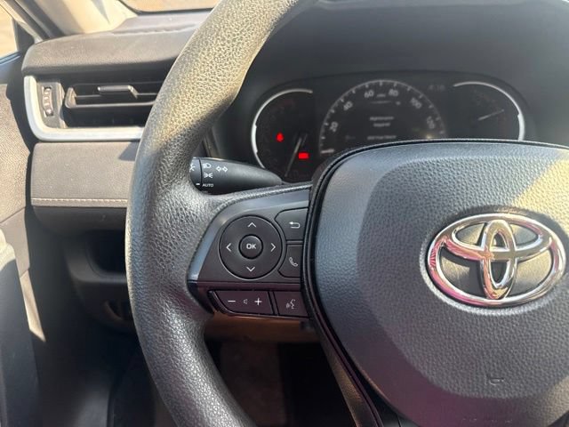 Used 2023 Toyota RAV4 XLE FWD image 18