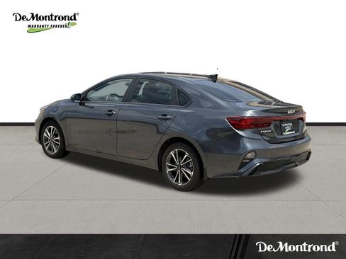 Used 2024 Kia Forte LXS w/ LXS Technology Package FWD image 7