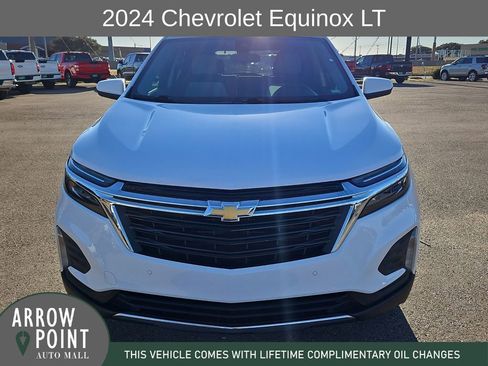 Used 2024 Chevrolet Equinox LT image 3