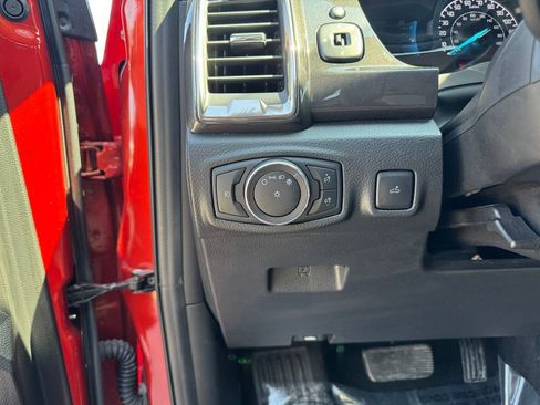 Used 2022 Ford Ranger Lariat w/ Equipment Group 501A High image 19
