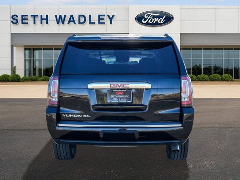 Used 2017 GMC Yukon XL Denali w/ Open Road Package image 6