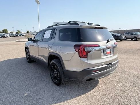 Used 2023 GMC Acadia AT4 w/ Technology Package AWD/4WD image 8
