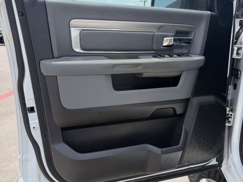 Used 2017 RAM 1500 Lone Star RWD image 9