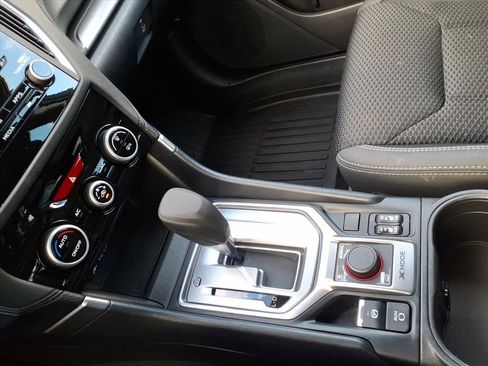 Used 2023 Subaru Forester Premium image 17