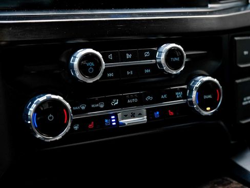 Used 2023 Ford F250 Lariat w/ Sport Appearance Package image 26