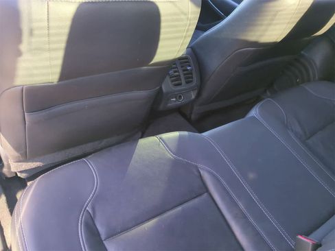 Used 2018 Ford Taurus SEL w/ Equipment Group 201A image 19