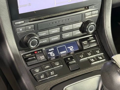 Certified 2019 Porsche 911 Turbo image 34