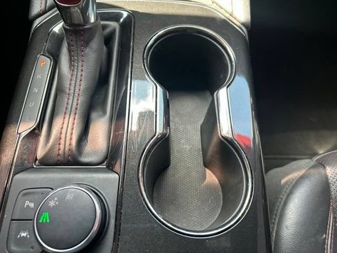 Used 2020 Chevrolet Blazer RS FWD image 35