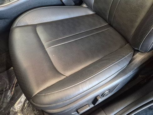 Used 2025 Kia Sorento EX AWD/4WD image 15
