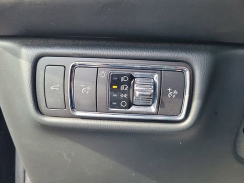 Used 2023 Lincoln Aviator Reserve RWD image 24