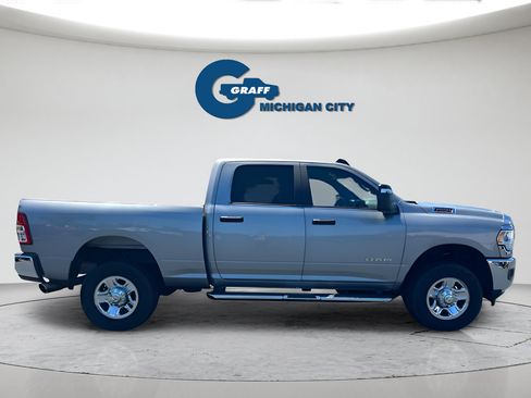 Used 2024 RAM 2500 Big Horn w/ Bed Utility Group AWD/4WD image 5