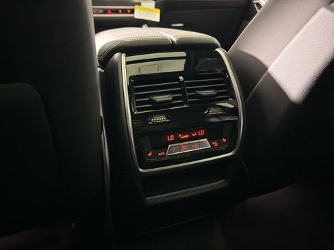 New 2027 BMW X6 xDrive40i AWD/4WD image 31