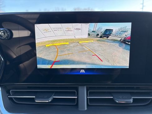 New 2026 Chevrolet Trax LT w/ Driver Confidence Package image 16