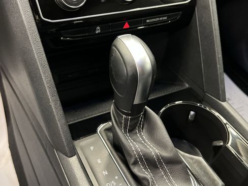 Used 2022 Volkswagen Atlas SE image 16