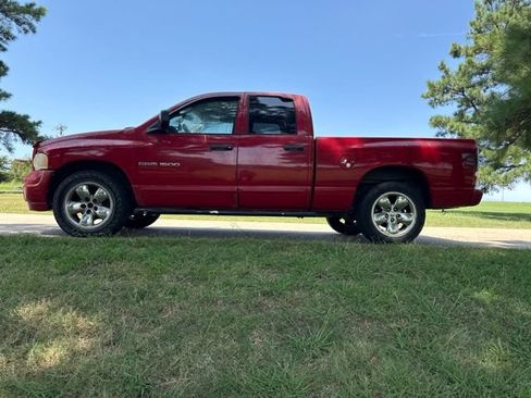 Used 2005 Dodge Ram 1500 Truck SLT RWD image 19