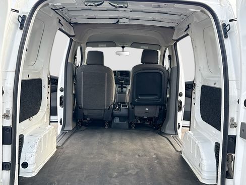 Used 2021 Nissan NV200 S w/ Back Door Glass Package FWD image 7