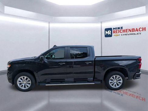Used 2023 Chevrolet Silverado 1500 Custom RWD image 7