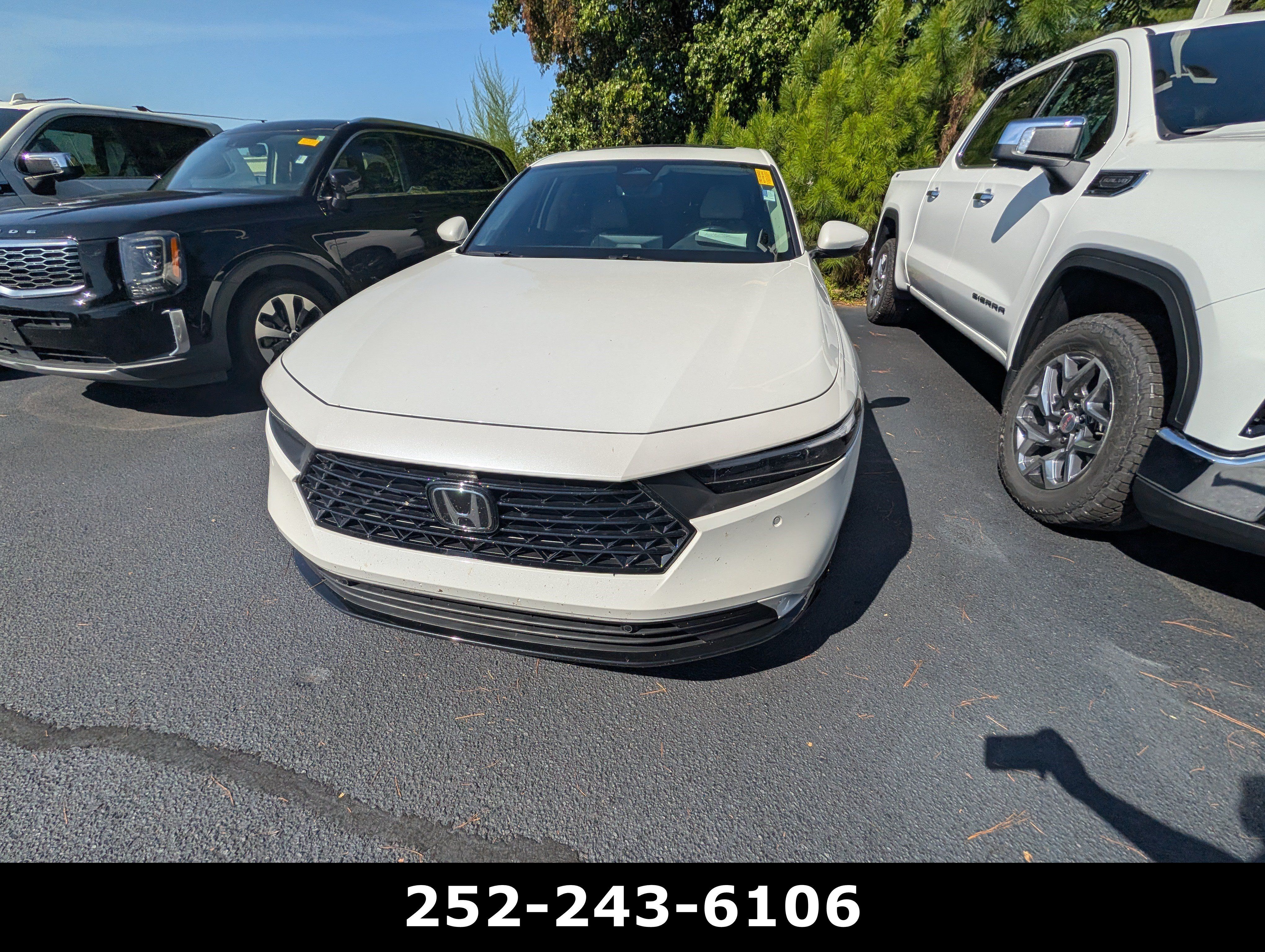 Used 2024 Honda Accord EX-L image 8