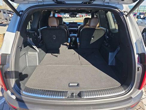 Used 2022 Kia Telluride SX w/ SX Prestige Package image 12