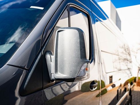 Used 2022 Mercedes-Benz Sprinter 3500 image 16