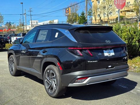 New 2026 Hyundai Tucson Limited AWD/4WD image 3