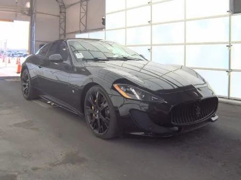 Used 2014 Maserati GranTurismo Sport image 3