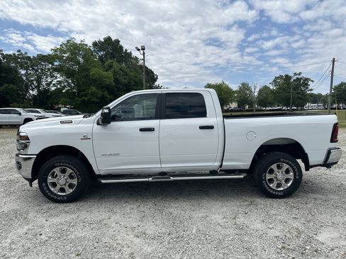 Used 2026 RAM 2500 Big Horn AWD/4WD image 5