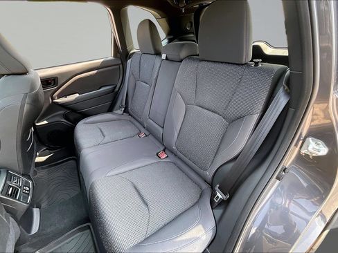 Certified 2025 Subaru Forester Premium AWD/4WD image 27