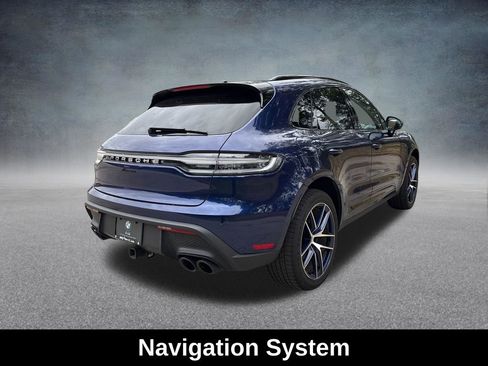Used 2023 Porsche Macan AWD/4WD image 5