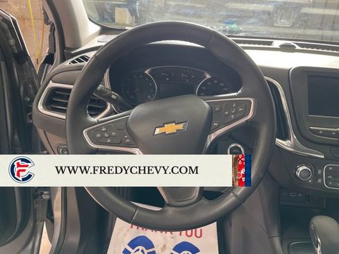 Used 2024 Chevrolet Equinox LT FWD image 14