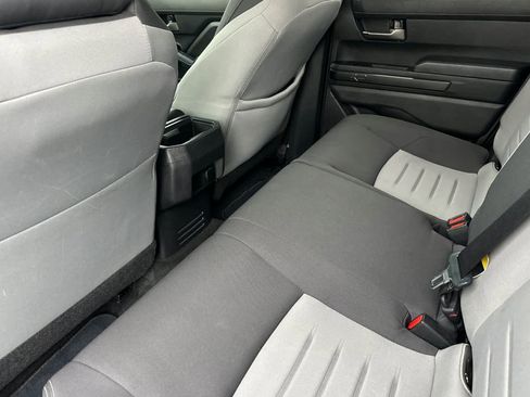 Used 2024 Toyota Tacoma TRD Sport image 4