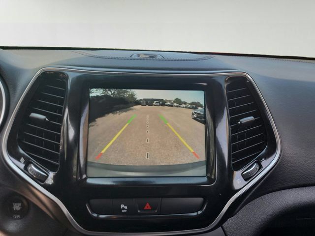 Used 2020 Jeep Cherokee Limited AWD/4WD image 15