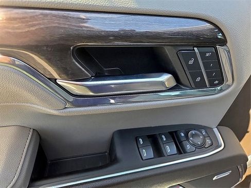 Certified 2024 Chevrolet Silverado 1500 LTZ image 15