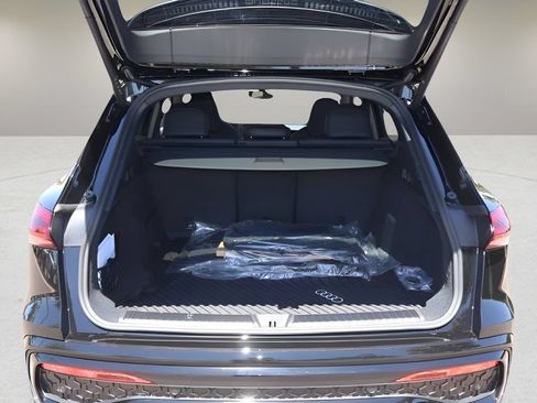 New 2026 Audi SQ5 Premium Plus AWD/4WD image 15