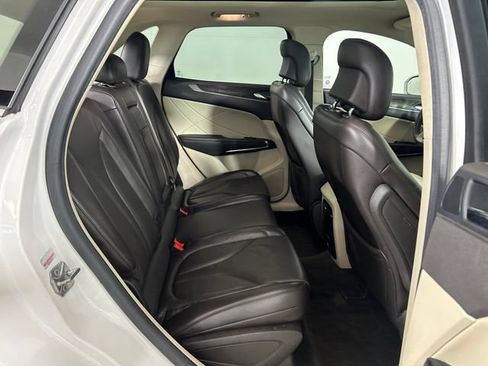 Used 2017 Lincoln MKC Reserve AWD/4WD image 28