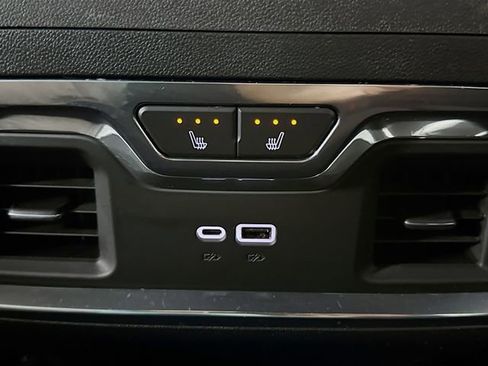 Used 2024 GMC Sierra 2500 Denali w/ Denali Reserve Package image 28