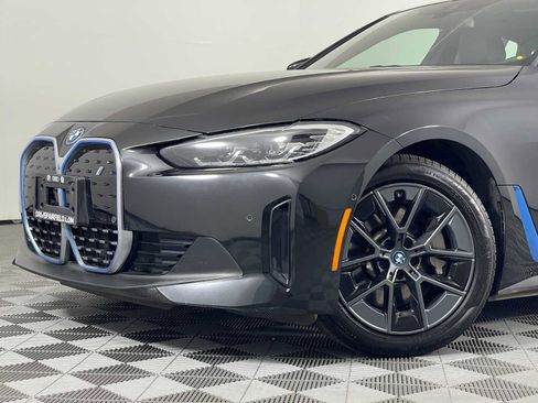 Used 2023 BMW i4 eDrive40 image 2
