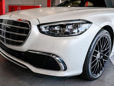 Used 2023 Mercedes-Benz S 580 4MATIC Sedan image 9