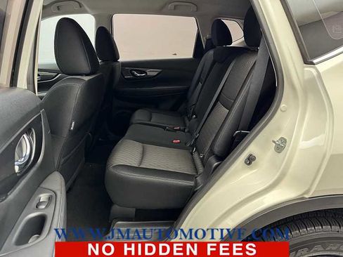 Used 2017 Nissan Rogue S AWD/4WD image 14
