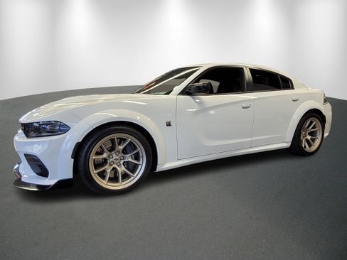 Used 2023 Dodge Charger Scat Pack image 3