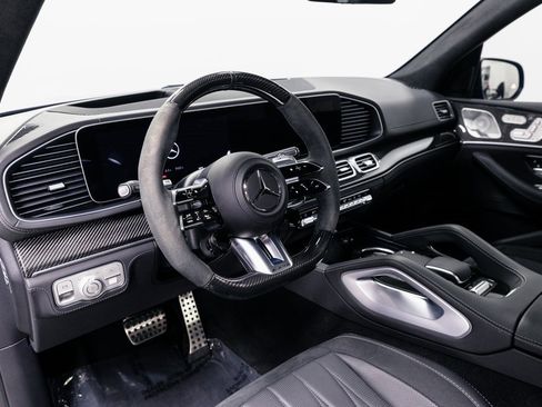 Used 2024 Mercedes-Benz GLS 63 AMG GLS 63 AMG w/ Warmth & Comfort Package image 9