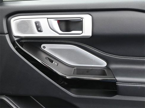 Used 2021 Ford Explorer ST w/ Equipment Group 401A image 30