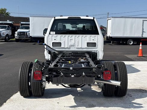 New 2026 Ford F550 4x4 Crew Cab Super Duty image 4